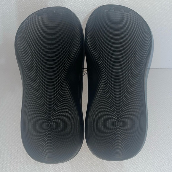 Adidas Adifom IIInfinity Slide Black Sandals Sleek Comfort Design NWT Unisex - Picture 6 of 11